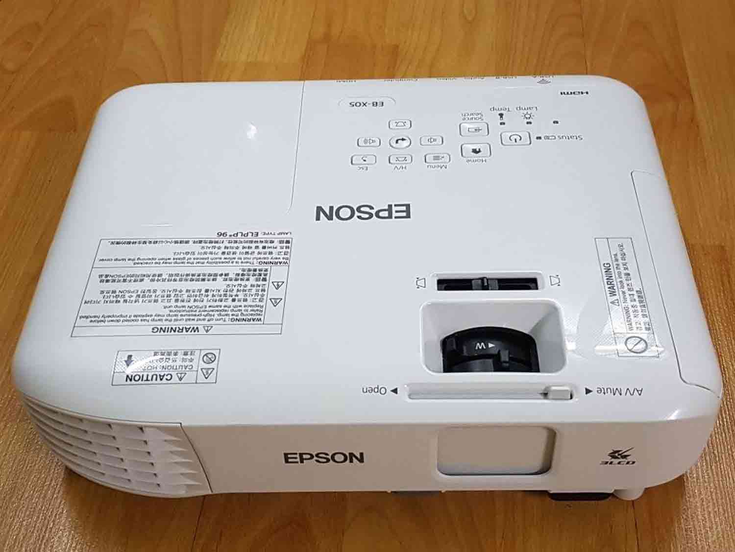 Epson EB-X05 Projector