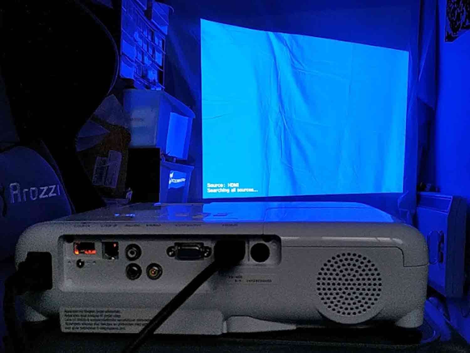 Epson EB-W05 WXGA Projector