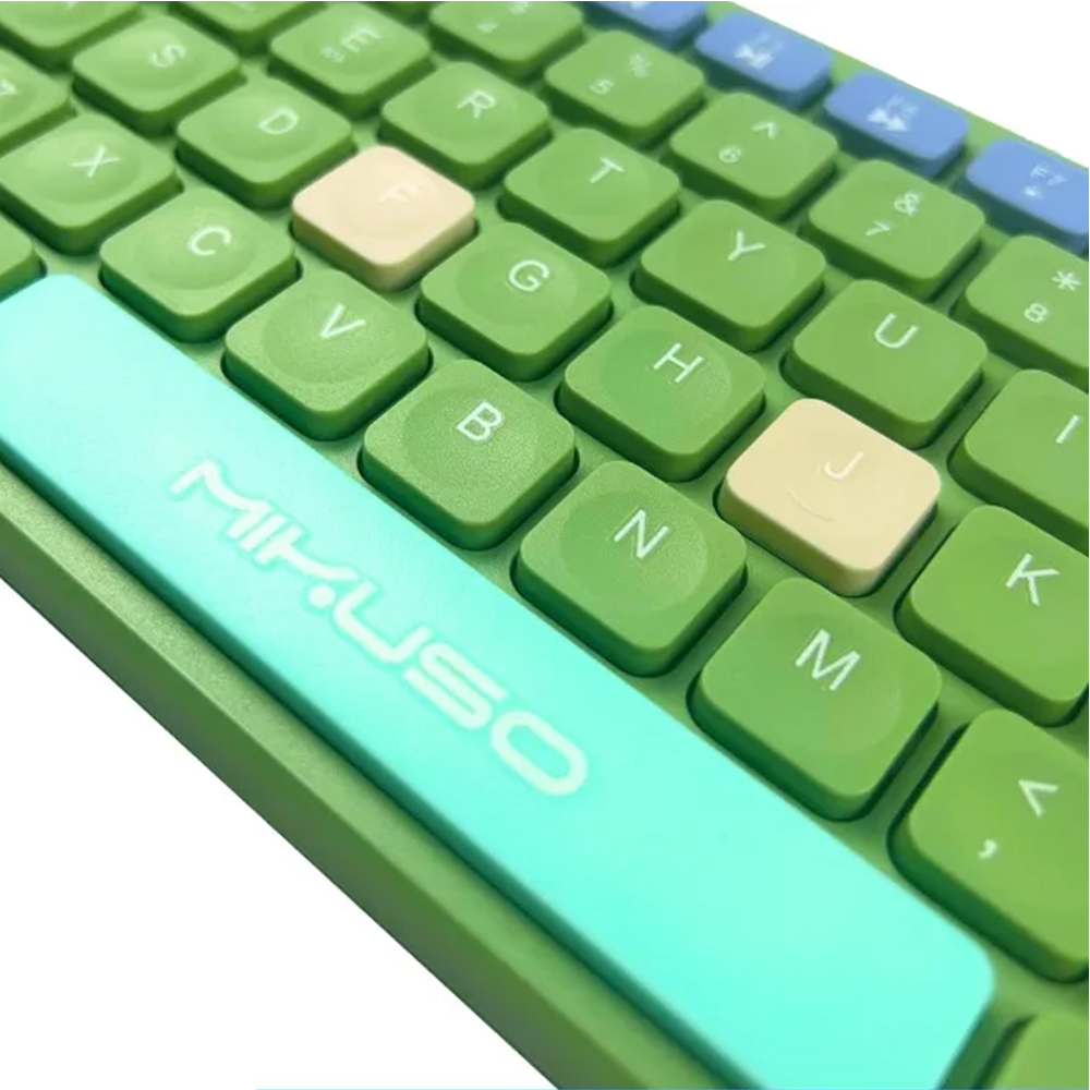 Mikuso KB-C023 Wireless Keyboard in Milk